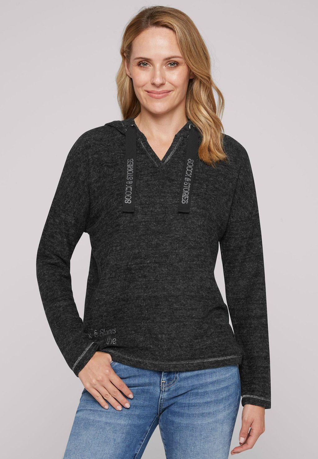 Свитер SOCCX KAPUZENPULLOVER AUS FLAUSCHSTRICK Soccx, черный
Свитер SOCCX KAPUZENPULLOVER AUS FLAUSCHSTRICK Soccx, черный