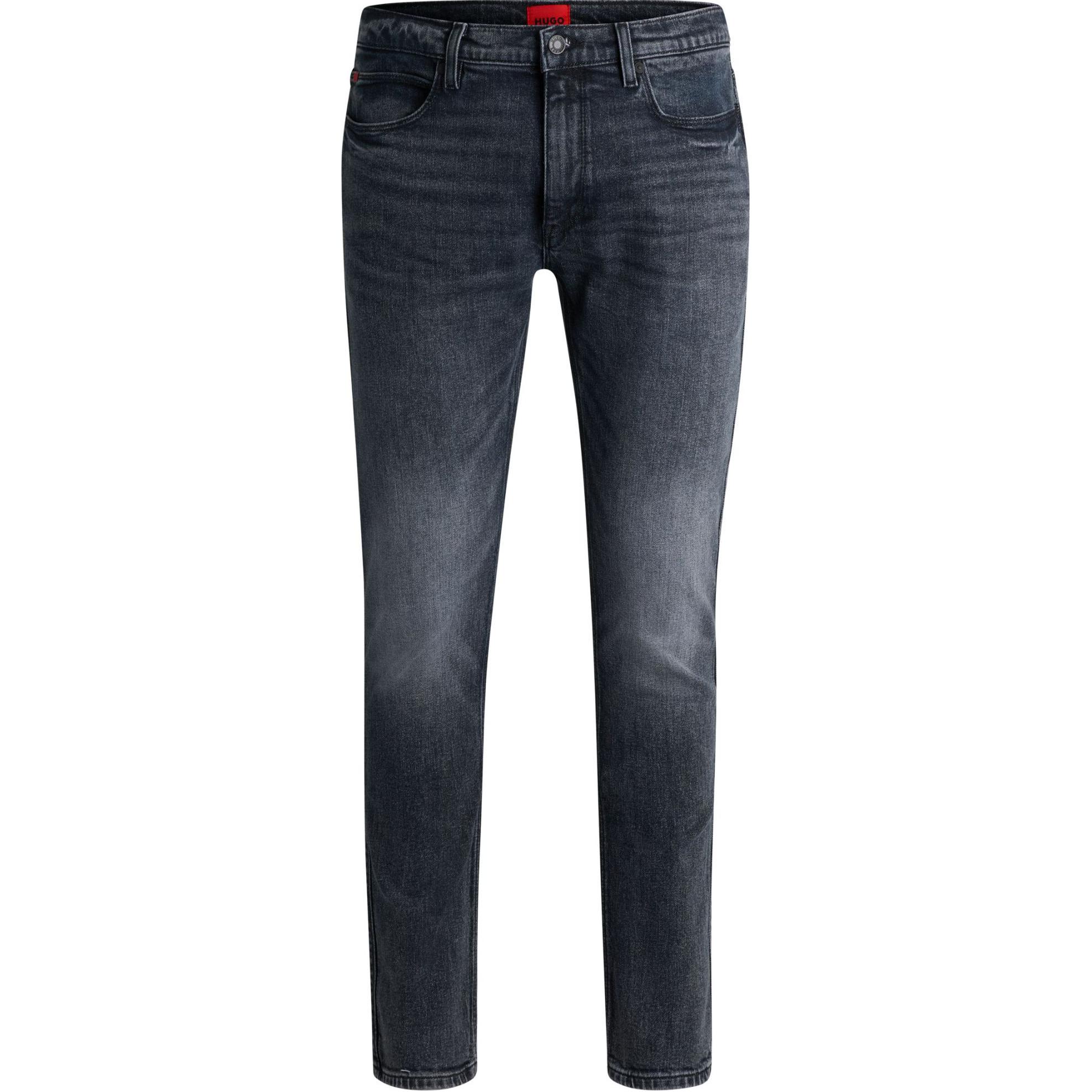 Джинсы мужские темно-серые HUGO BOSS
Джинсы мужские темно-серые HUGO BOSS