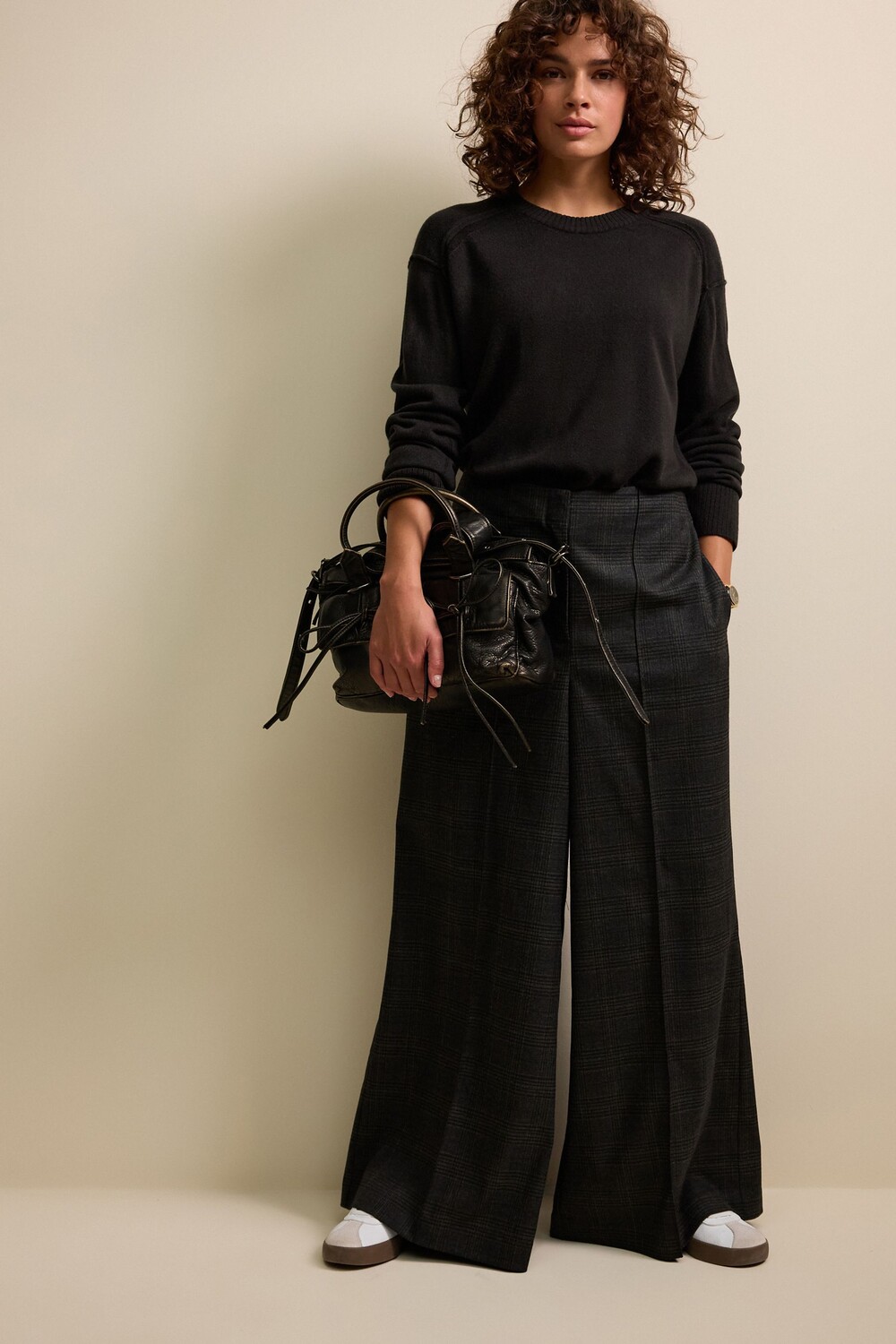 Проверьте очень широкие брюки Next, серый
Проверьте очень широкие брюки Next, серый