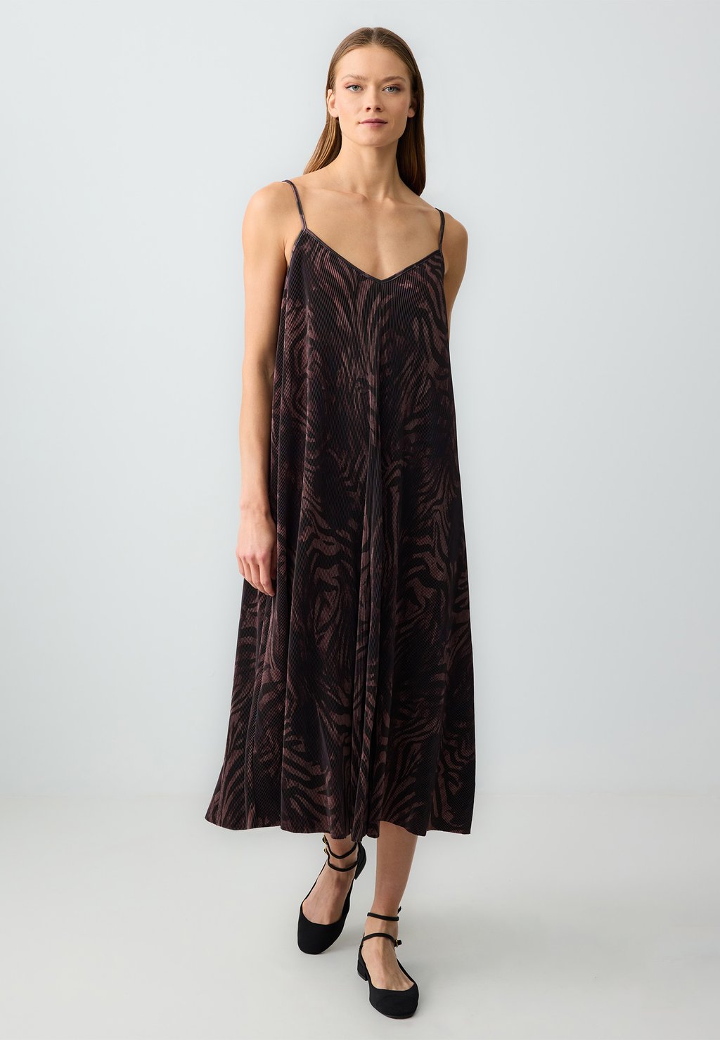 Повседневное платье LOOSE FIT Jimmy Key, коричневый 
Повседневное платье LOOSE FIT Jimmy Key, коричневый