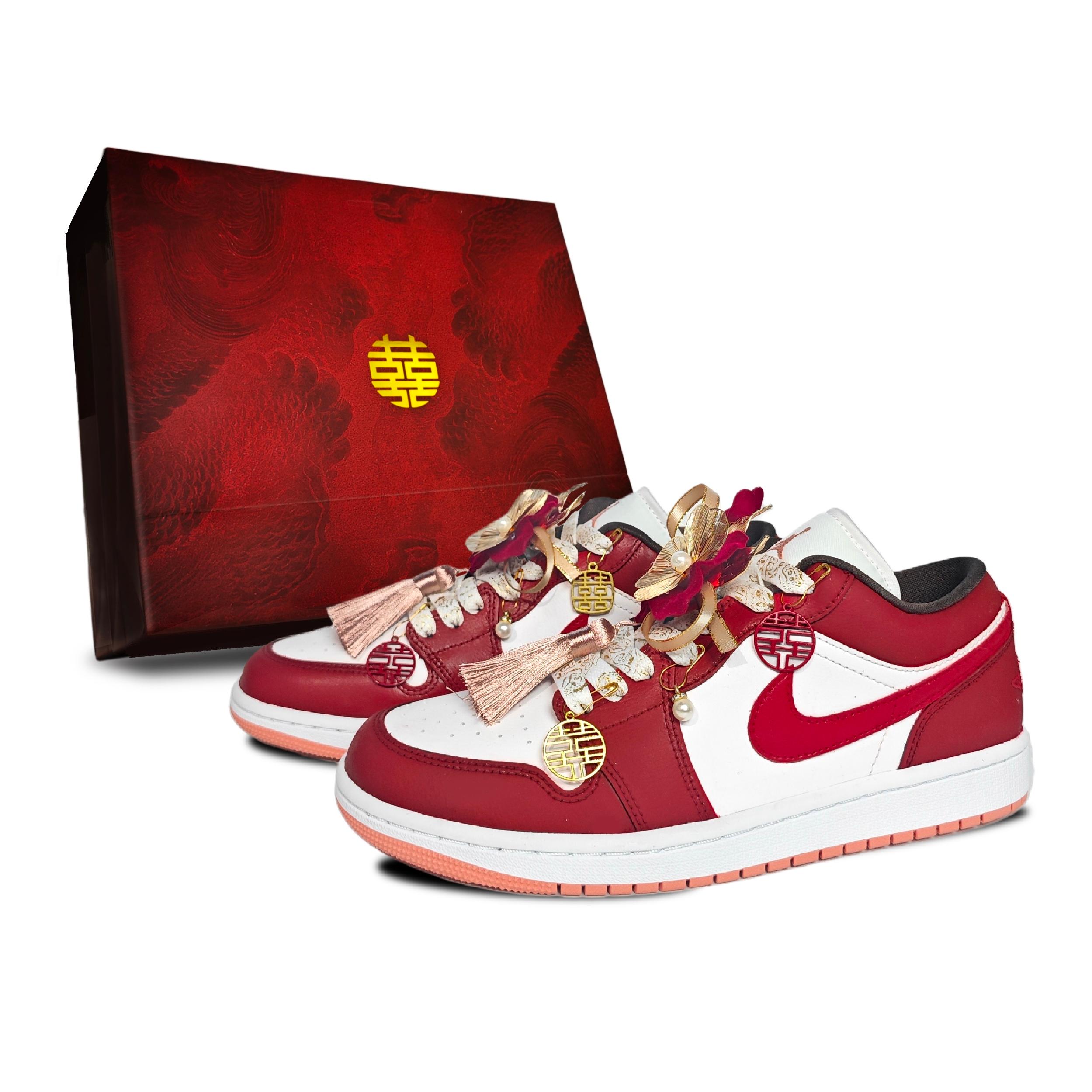 Jordan Кроссовки Air 1 Eternal Love Box устойчивые к истиранию низкие винтажные баскетбольные Unisex Red
Jordan Кроссовки Air 1 Eternal Love Box устойчивые к истиранию низкие винтажные баскетбольные Unisex Red