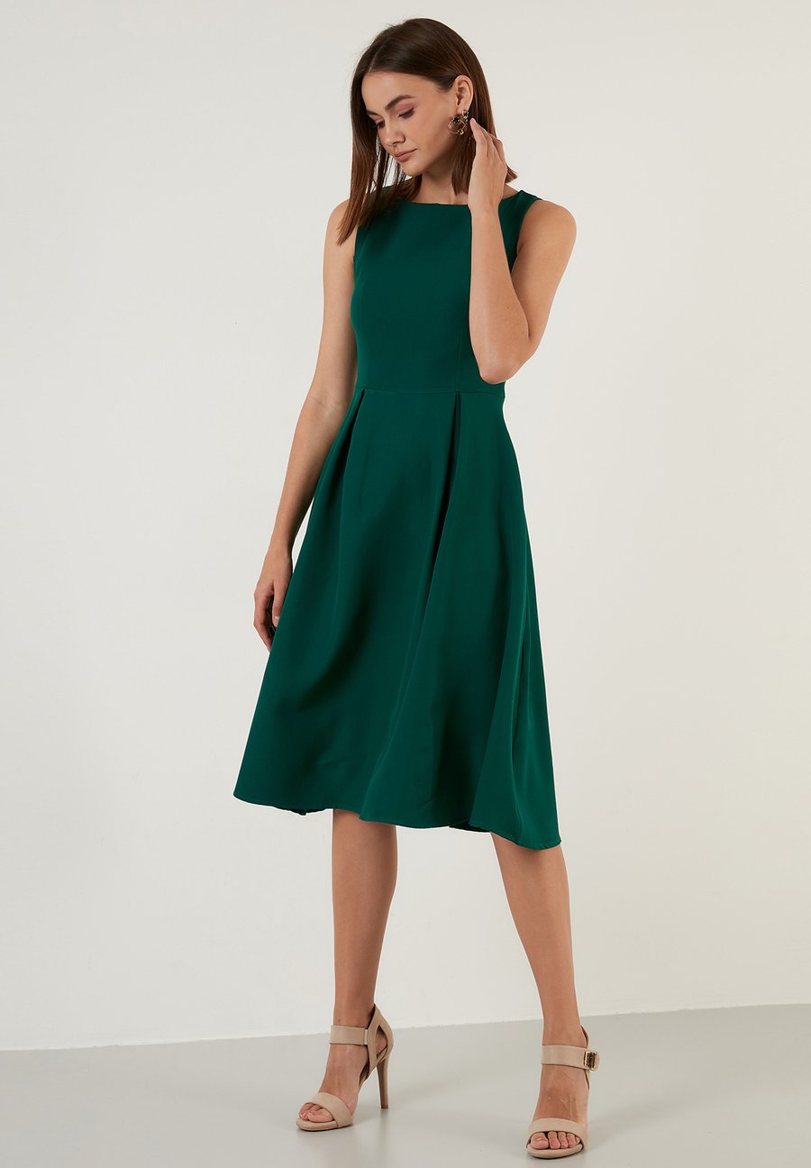 Платье LELA REGULAR FIT, Emerald/Green
Платье LELA REGULAR FIT, Emerald/Green