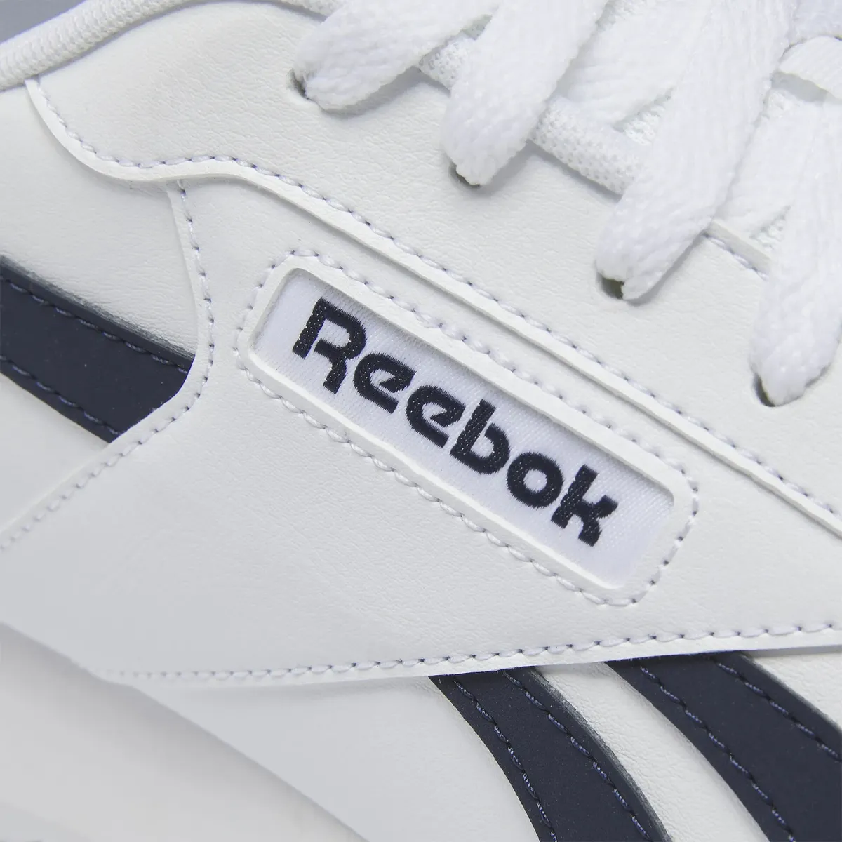 Кроссовки Reebok Classic "REEBOK GLIDE RIPPLE CLIP", цвет Ftwwht/Vecnav/Ftwwht
Кроссовки Reebok Classic "REEBOK GLIDE RIPPLE CLIP", цвет Ftwwht/Vecnav/Ftwwht