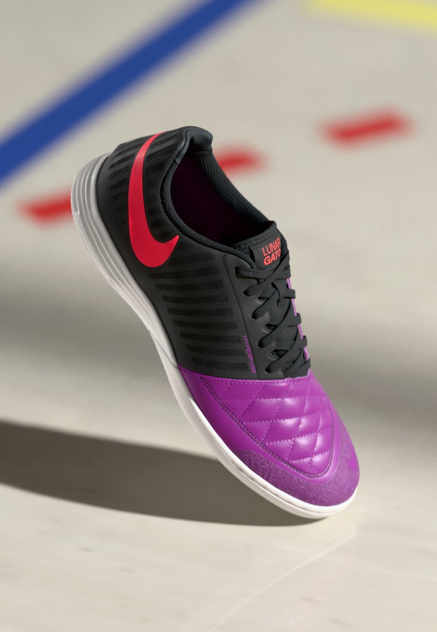 Кроссовки Nike Performance LUNAR GATO, Bold Berry/Bright Crimson/Purple
Кроссовки Nike Performance LUNAR GATO, Bold Berry/Bright Crimson/Purple
