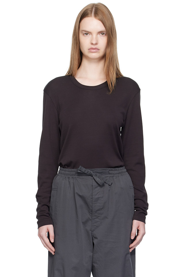 Lemaire Черная ребристая футболка с длинными рукавами
Lemaire Черная ребристая футболка с длинными рукавами