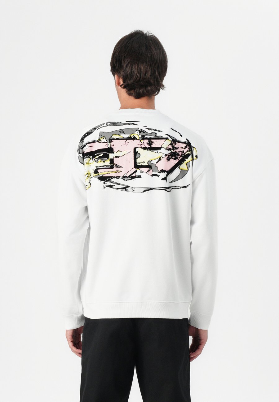 Толстовка Diesel UNISEX, White
Толстовка Diesel UNISEX, White