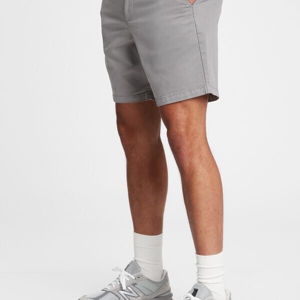 Шорты из эластичного хлопка Gap, серый
Шорты из эластичного хлопка Gap, серый