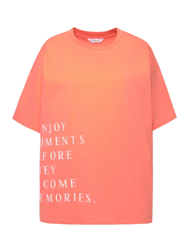 Футболка Studio Untold
Футболка Studio Untold