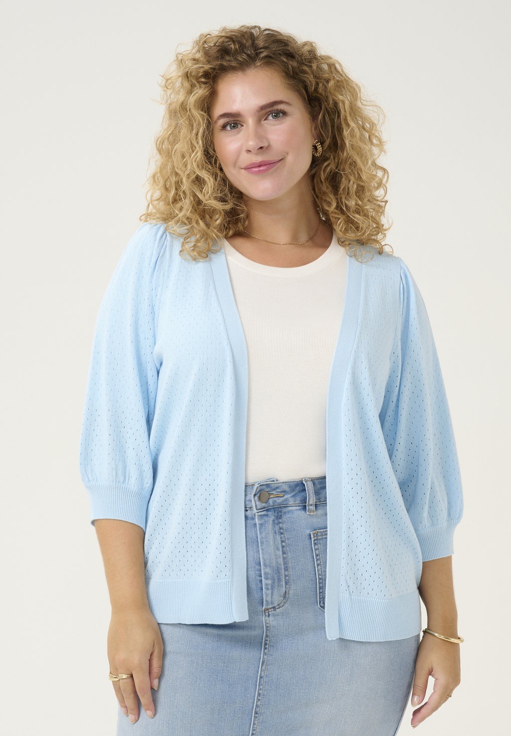 Кардиган Kaffe Curve, светло-голубой
Кардиган Kaffe Curve, светло-голубой