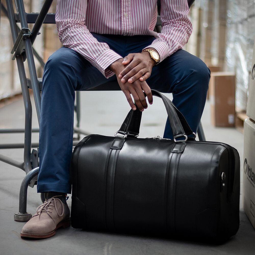 McKlein Kinzie Кожаная 20-дюймовая спортивная сумка для переноски, коричневый
McKlein Kinzie Кожаная 20-дюймовая спортивная сумка для переноски, коричневый