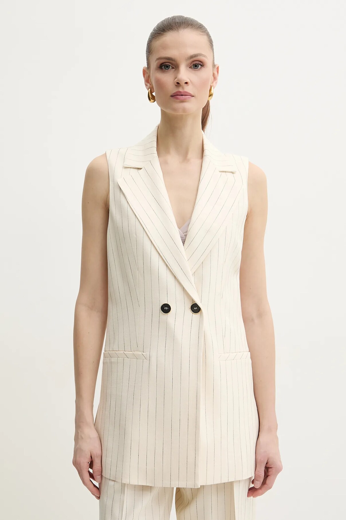 Жилет Simona Corsellini, бежевый
Жилет Simona Corsellini, бежевый