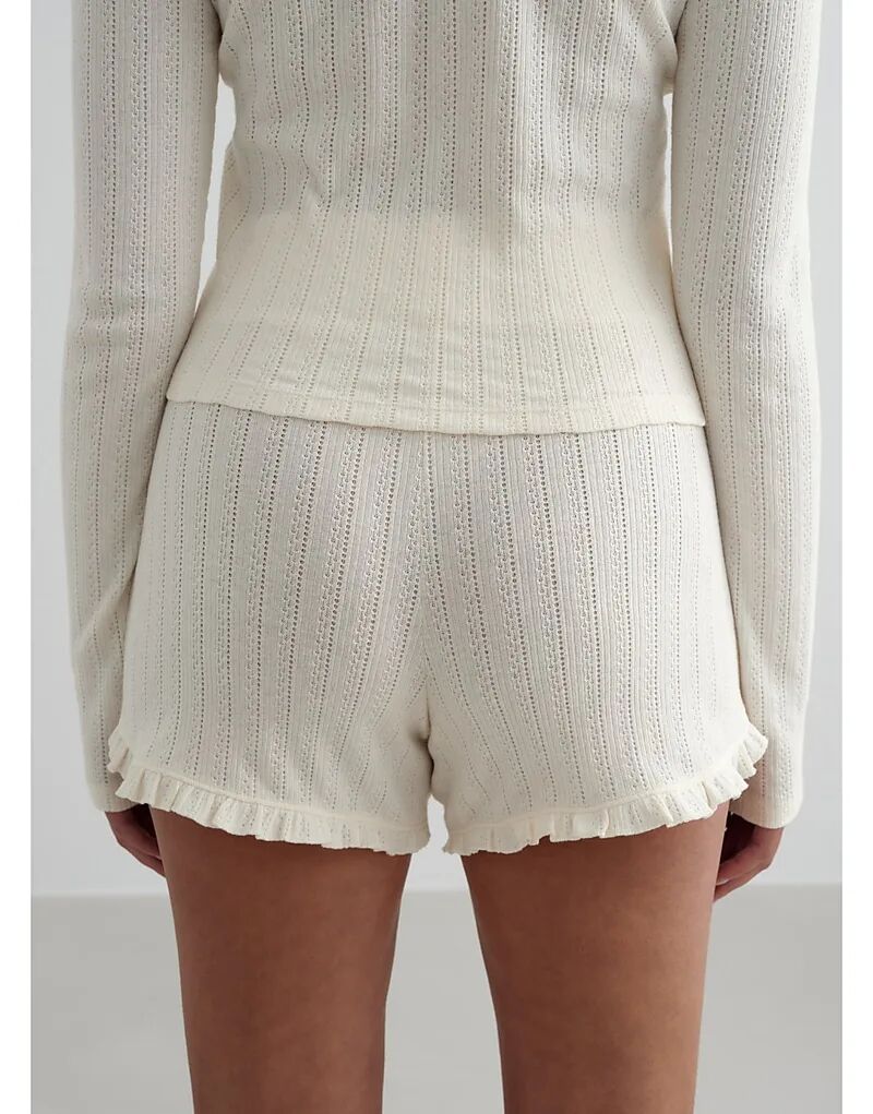 Шорты-ажурные Aim'n Almond белого цвета
Шорты-ажурные Aim'n Almond белого цвета