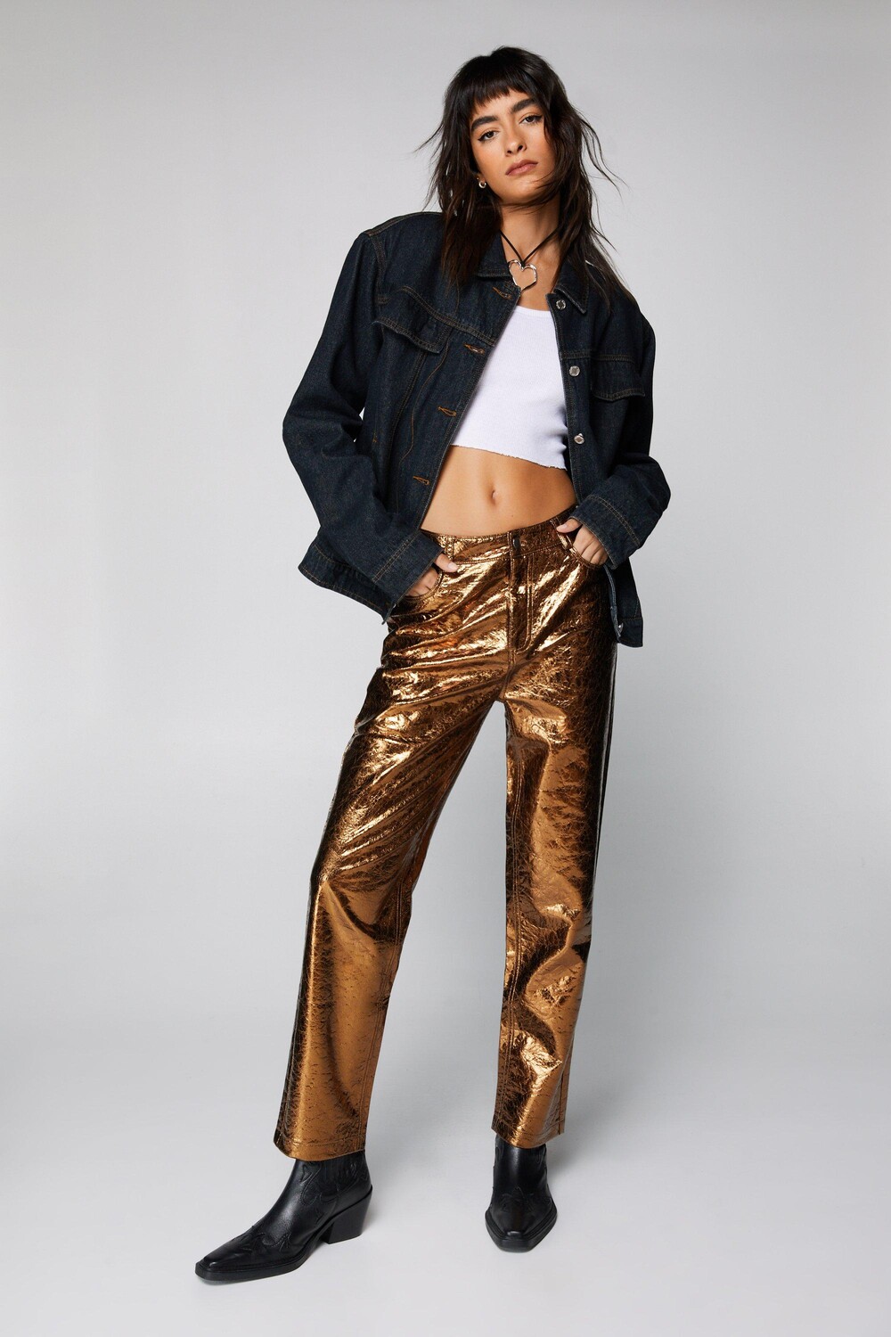 Брюки из искусственной кожи с эффектом металлизированного кракеля Nasty Gal, бронза
Брюки из искусственной кожи с эффектом металлизированного кракеля Nasty Gal, бронза