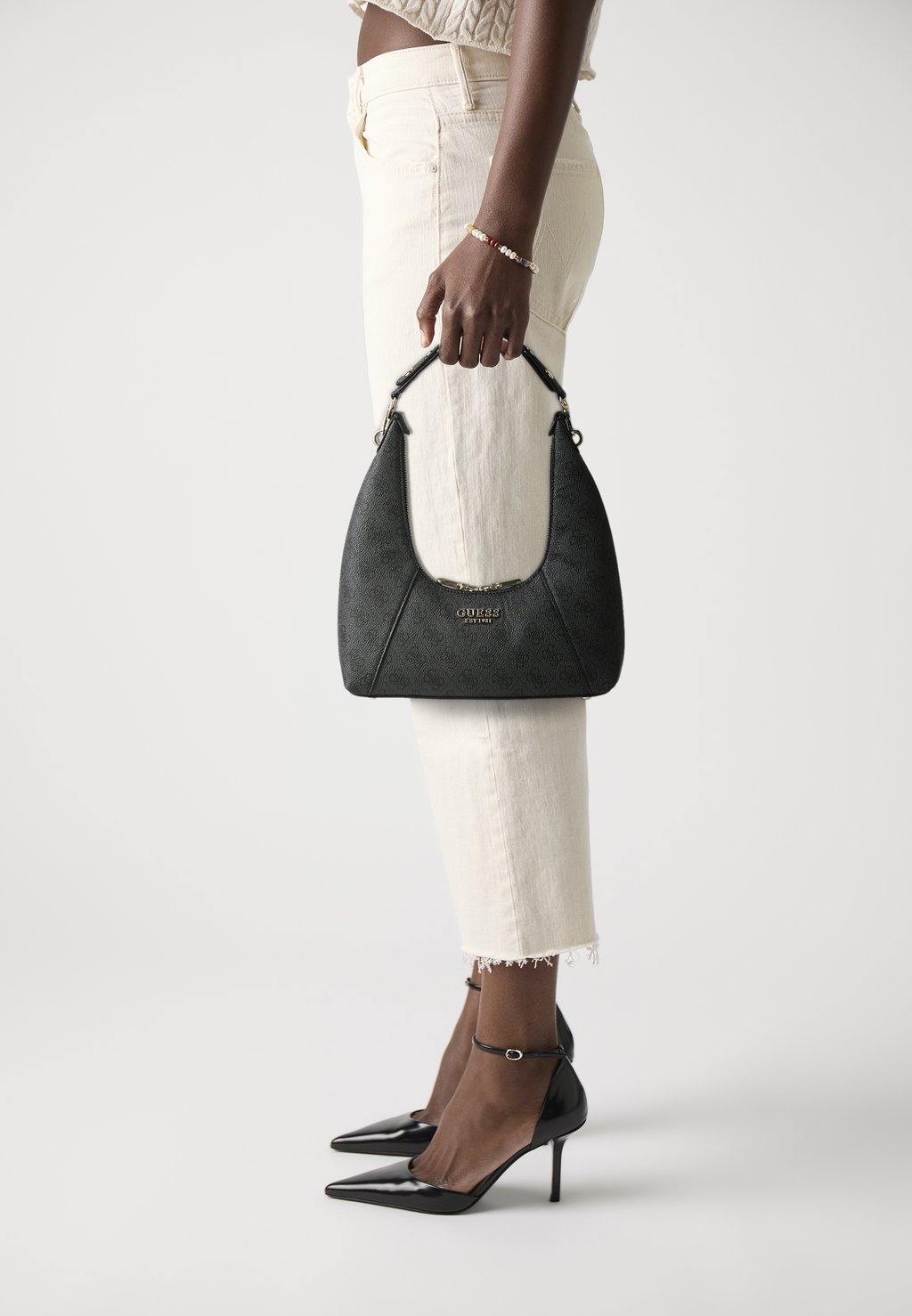 Сумка CALISTA TOP ZIP SHOULDER BAG Guess, темно-серый 
Сумка CALISTA TOP ZIP SHOULDER BAG Guess, темно-серый