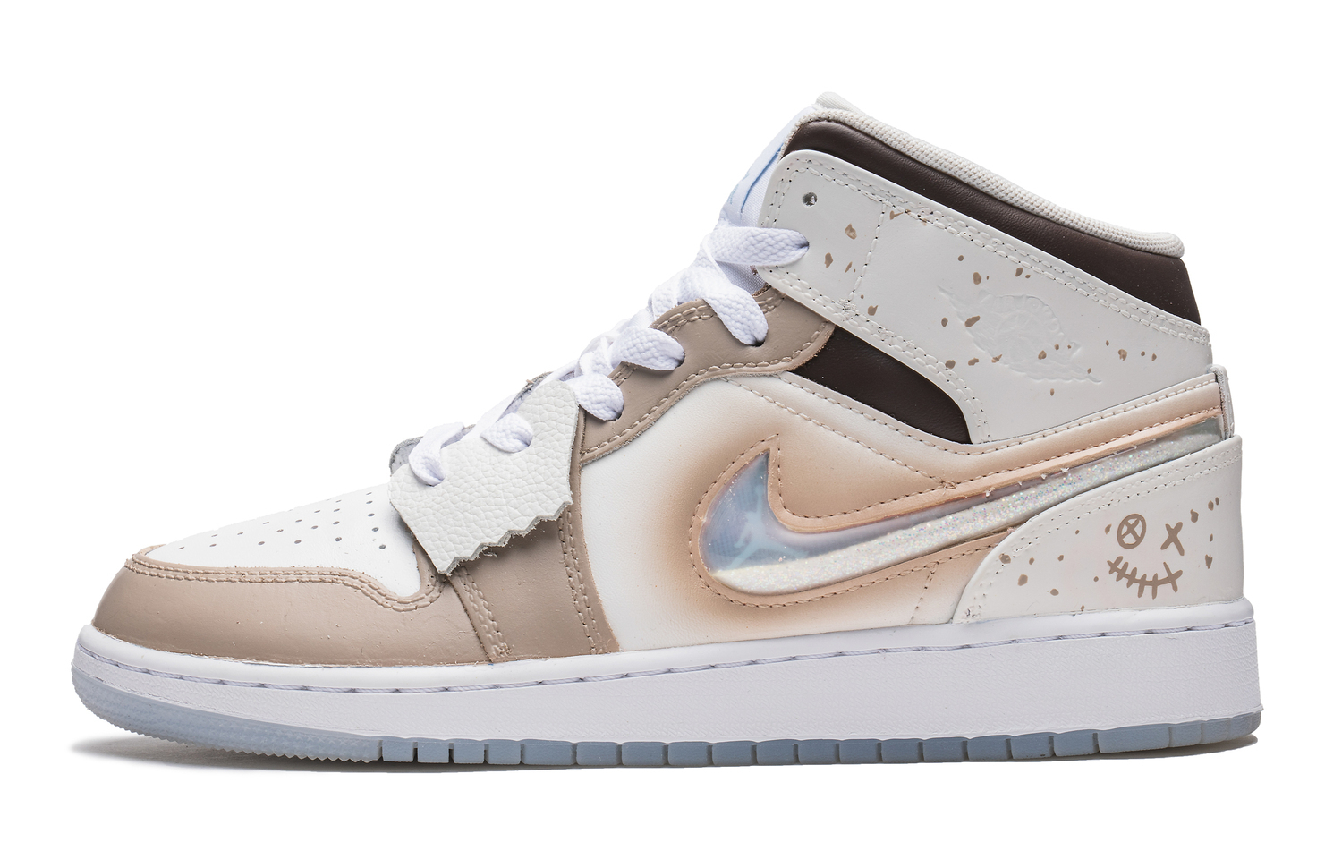 Jordan Air 1 Mid Velour Latte детские баскетбольные кроссовки mid-top светло-коричневый для подростков
Jordan Air 1 Mid Velour Latte детские баскетбольные кроссовки mid-top светло-коричневый для подростков