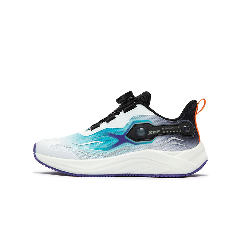 Детские кроссовки для бега XTEP, белый/синий 
Детские кроссовки для бега XTEP, белый/синий