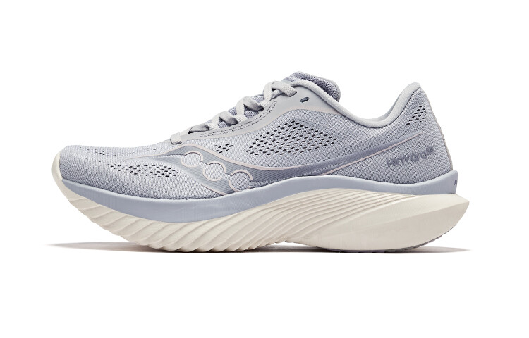 Кроссовки женские Kinvara 15 с низким верхом, сиреневые Saucony 
Кроссовки женские Kinvara 15 с низким верхом, сиреневые Saucony