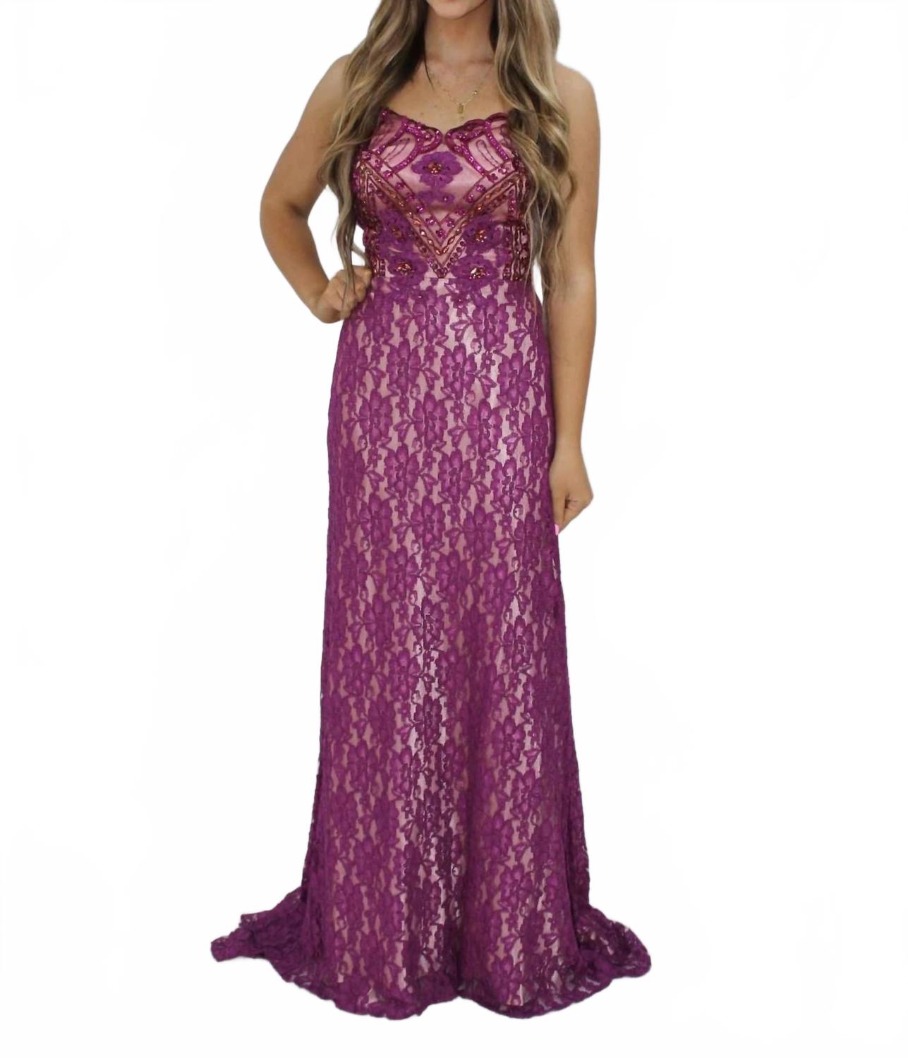 Вечернее платье силуэта «русалка» из кружева фиолетового цвета Juliet, фиолетовый
Вечернее платье силуэта «русалка» из кружева фиолетового цвета Juliet, фиолетовый