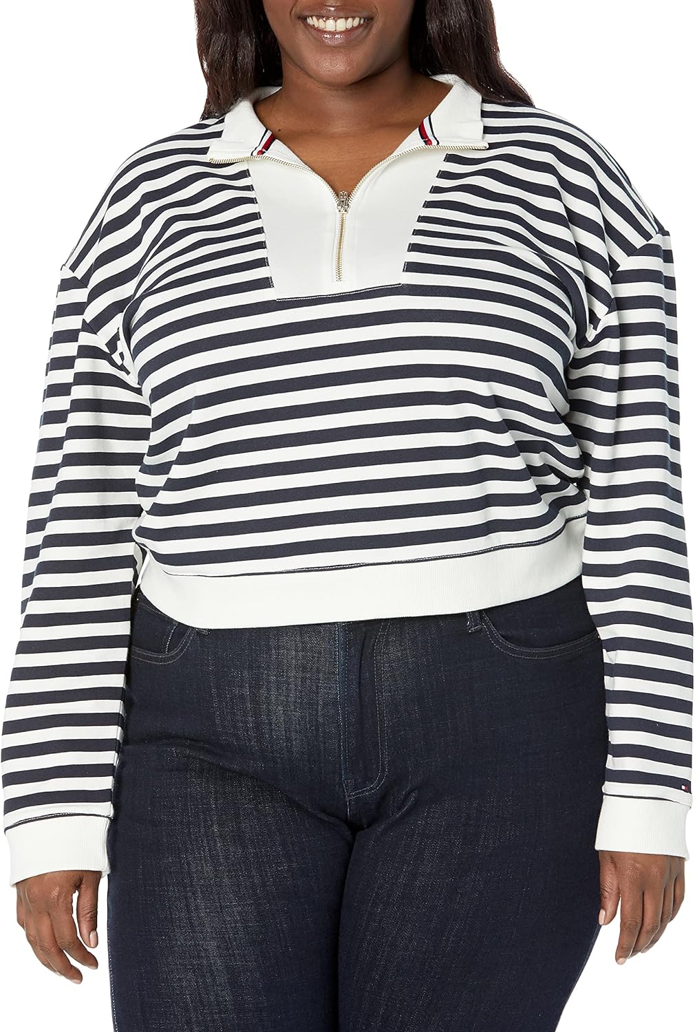 Женский повседневный трикотажный топ Tommy Hilfiger (стандартные и большие размеры), Sky Capt/Ivo
Женский повседневный трикотажный топ Tommy Hilfiger (стандартные и большие размеры), Sky Capt/Ivo