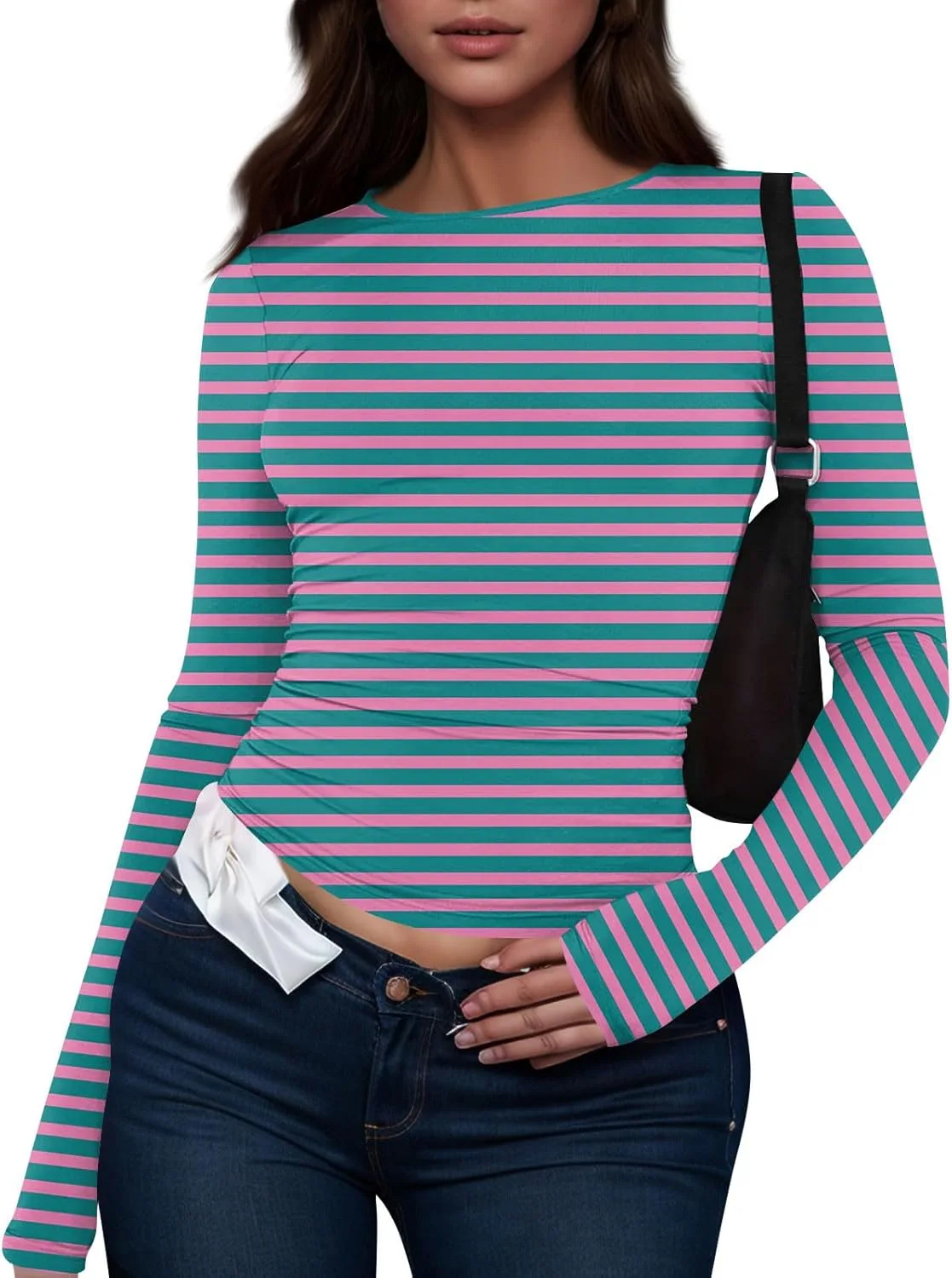 Длинная футболка с круглым вырезом и полосками для девушек
Длинная футболка с круглым вырезом и полосками для девушек