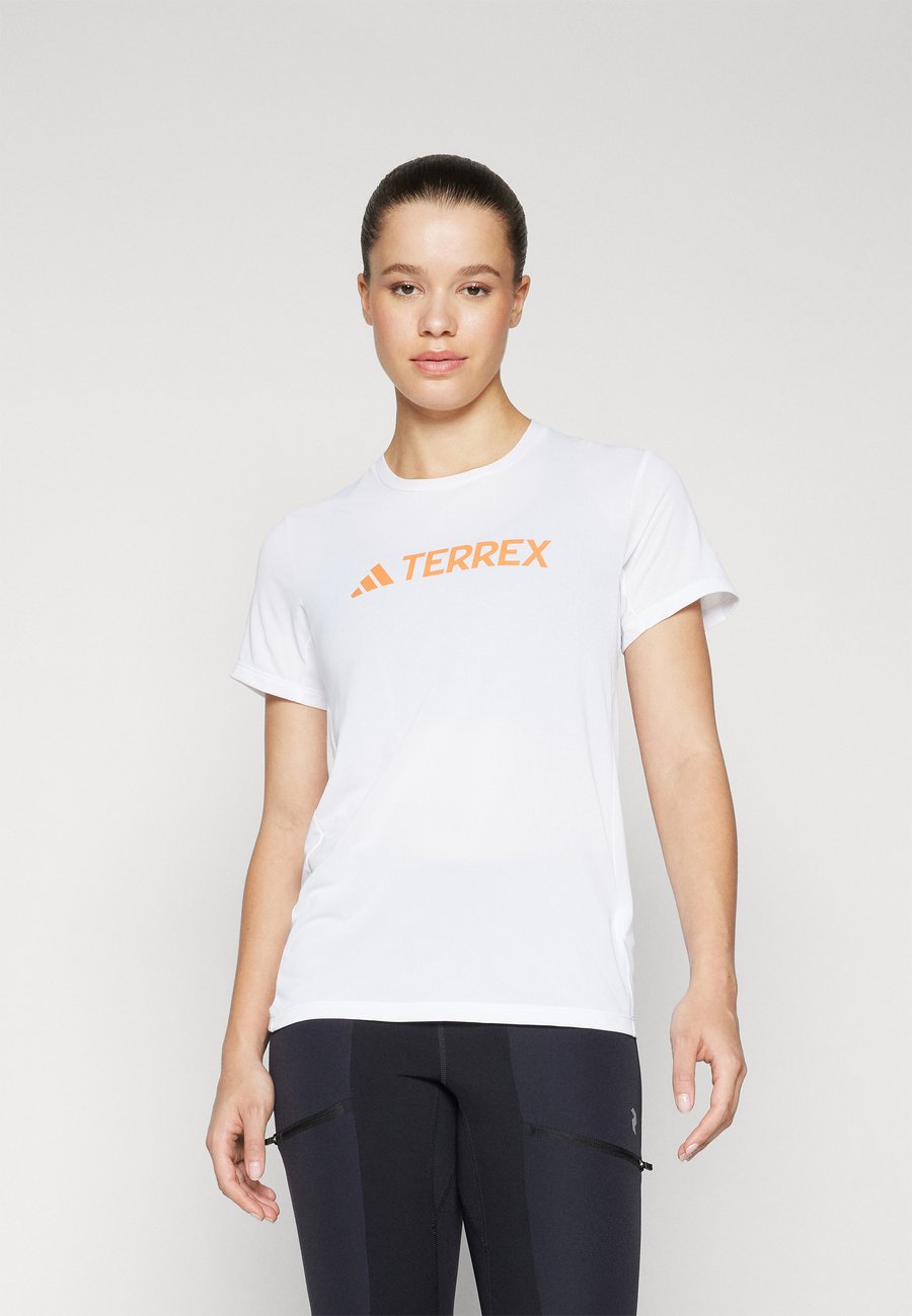 Футболка Adidas Terrex MULTI CLIMACOOL TECH, White, Белый, Футболка Adidas Terrex MULTI CLIMACOOL TECH, White
Футболка Adidas Terrex MULTI CLIMACOOL TECH, White, Белый, Футболка Adidas Terrex MULTI CLIMACOOL TECH, White