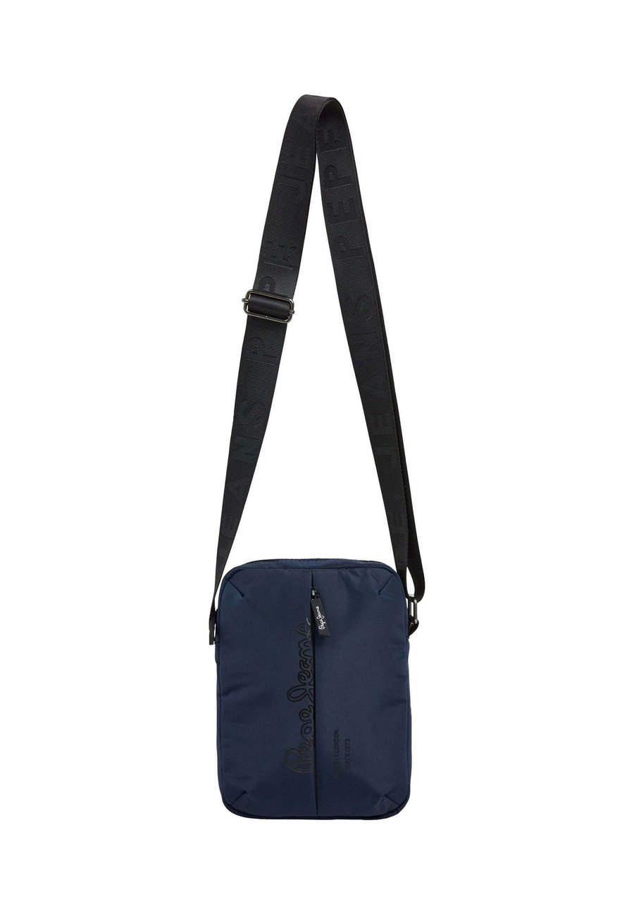 Сумка кросс-боди Pepe Jeans WAYNE CORE, Navy/Dark Blue
Сумка кросс-боди Pepe Jeans WAYNE CORE, Navy/Dark Blue