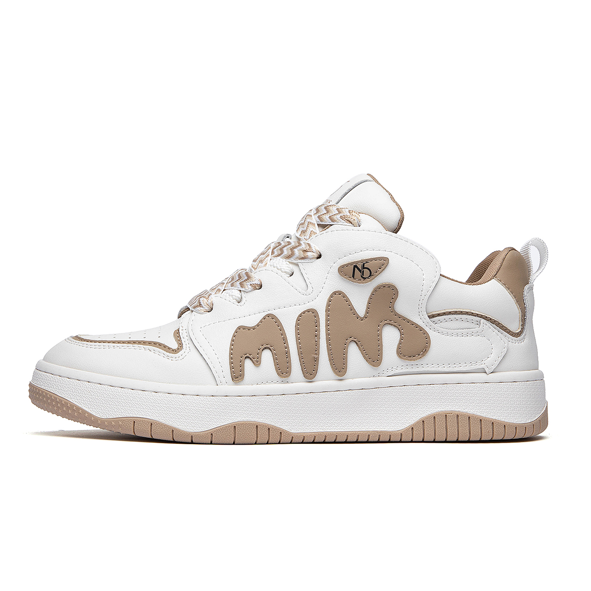 15 MINS Мужские лоу-топ скейтборд-кроссовки черно-белые с золотым течением, цвет Flowing Gold
15 MINS Мужские лоу-топ скейтборд-кроссовки черно-белые с золотым течением, цвет Flowing Gold