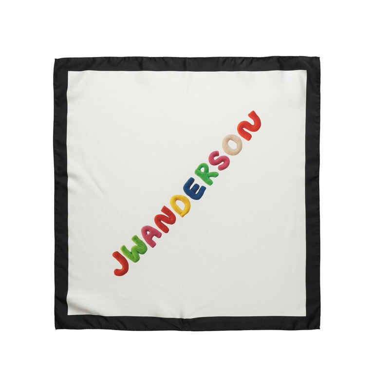 Шарф 60 X 60 Scarf Jw Anderson, бежевый 
Шарф 60 X 60 Scarf Jw Anderson, бежевый