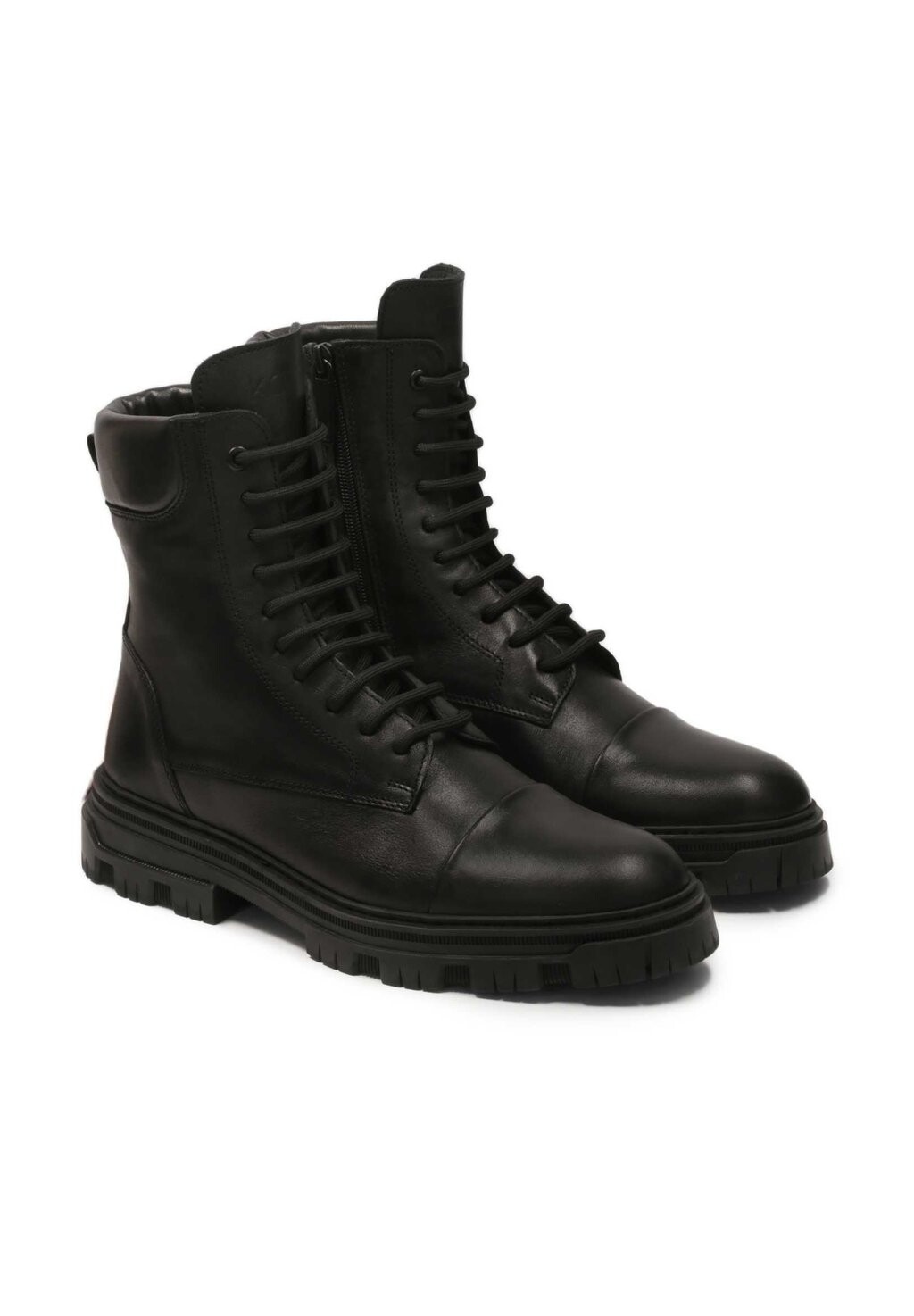 Ботильоны на шнуровке JITENDE Kazar, черный
Ботильоны на шнуровке JITENDE Kazar, черный