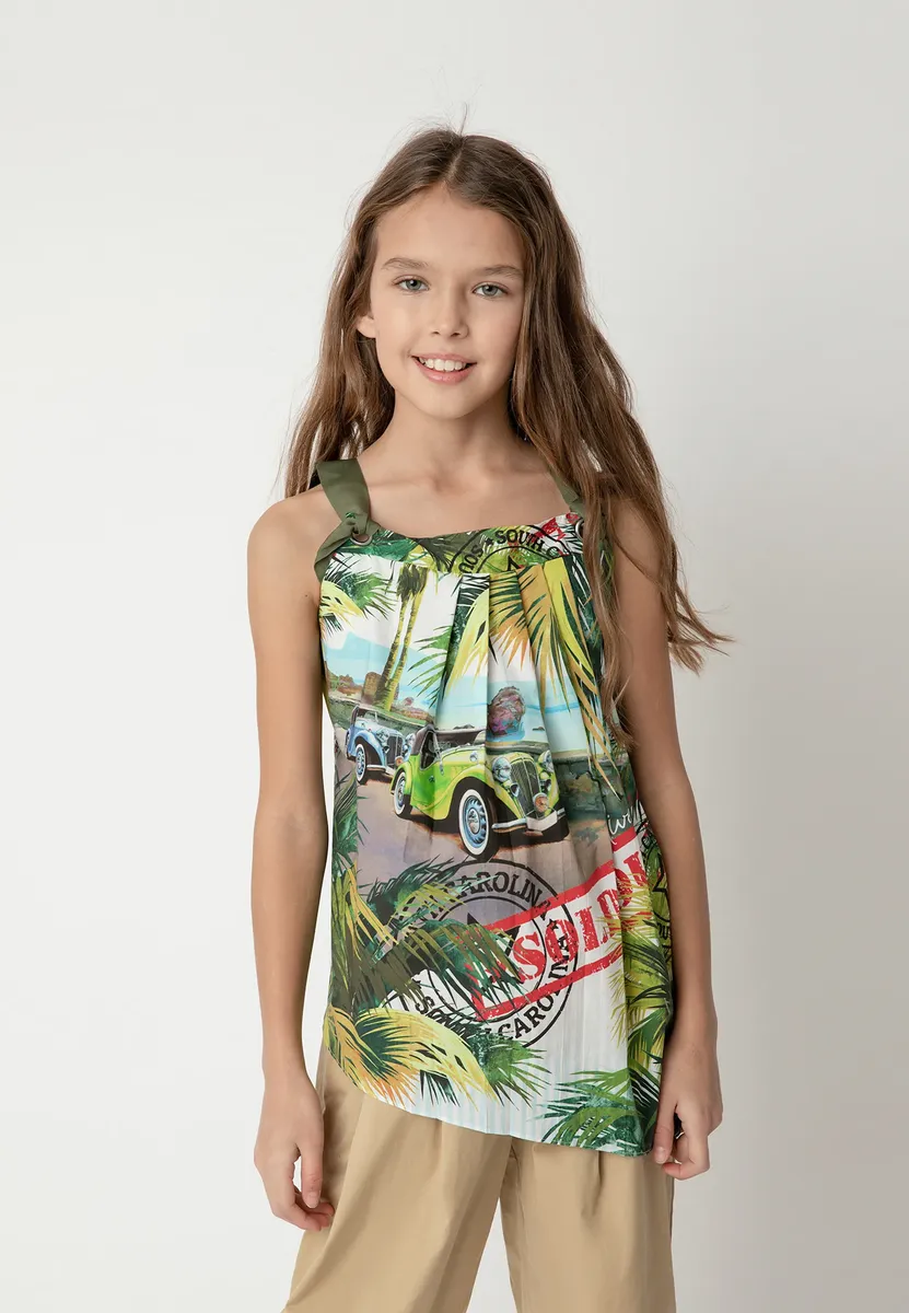 Майка Gulliver с шикарным цветочным узором, зеленый
Майка Gulliver с шикарным цветочным узором, зеленый