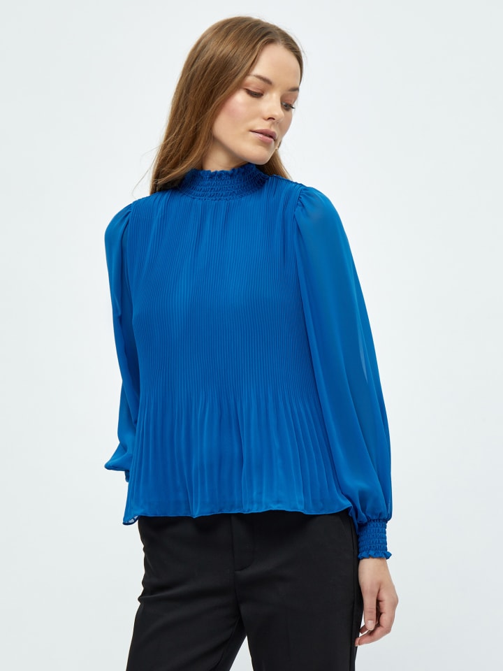 Блузка цвета трубка minus
Блузка цвета трубка minus