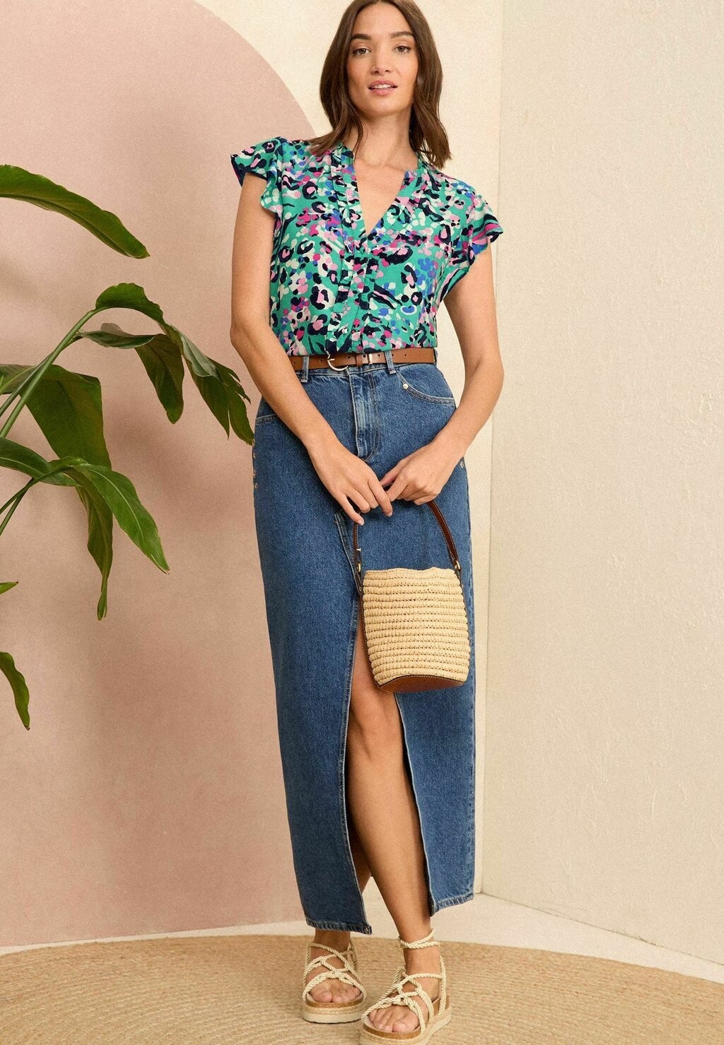 Рубашка-блузка V NECK FLUTTER SLEEVE REGULAR FIT Love & Roses, зеленый
Рубашка-блузка V NECK FLUTTER SLEEVE REGULAR FIT Love & Roses, зеленый