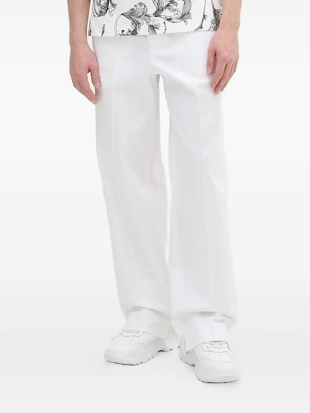 Брюки с логотипом на поясе Versace Jeans Couture, белый
Брюки с логотипом на поясе Versace Jeans Couture, белый