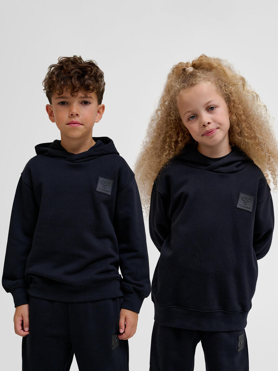 Детская толстовка с капюшоном Hmlclean HUMMEL
Детская толстовка с капюшоном Hmlclean HUMMEL