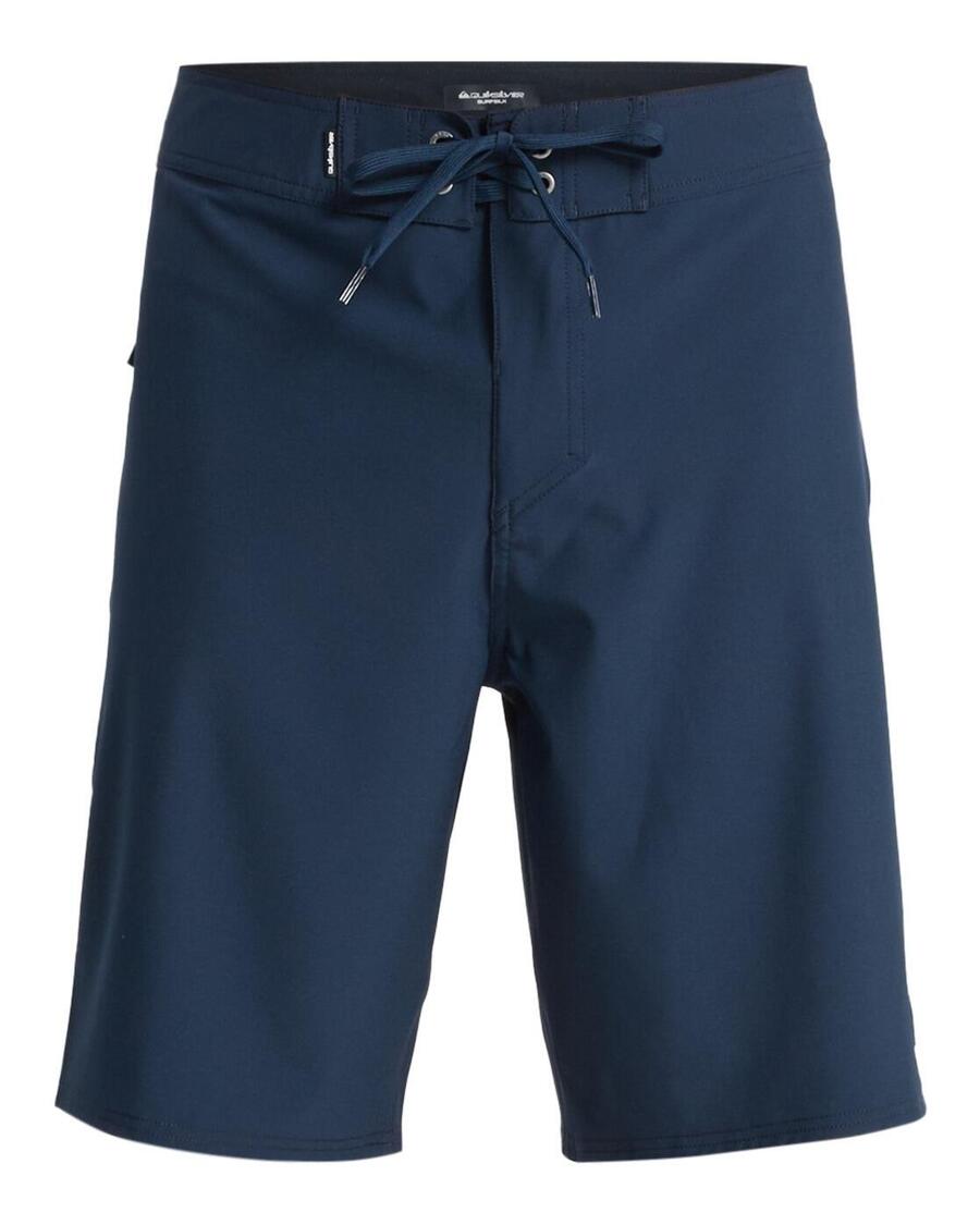 QUIKSILVER Шорты для серфинга SURFSILK KAIMANA 20" чёрные мужские
QUIKSILVER Шорты для серфинга SURFSILK KAIMANA 20" чёрные мужские