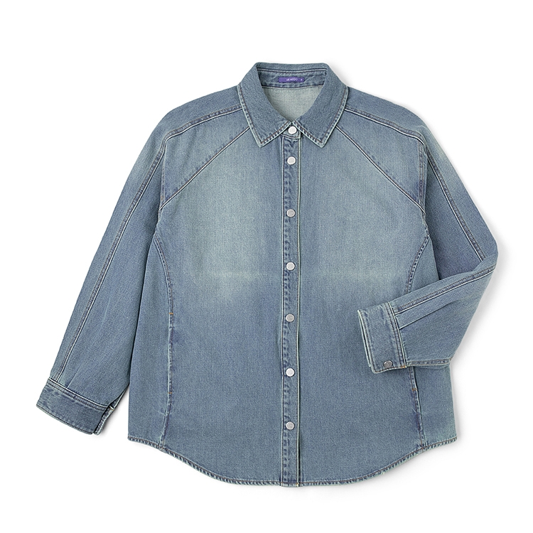 Lee Женская рубашка светло-голубого цвета
Lee Женская рубашка светло-голубого цвета