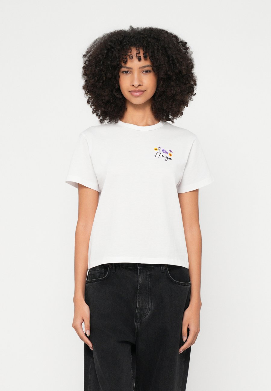 Футболка HUGO DESTREL, White, Белый, Футболка HUGO DESTREL, White
Футболка HUGO DESTREL, White, Белый, Футболка HUGO DESTREL, White