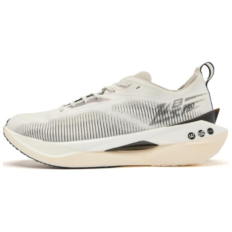 Кроссовки мужские Flying Shadow PRO с низким верхом белый/черный Qiaodan 
Кроссовки мужские Flying Shadow PRO с низким верхом белый/черный Qiaodan