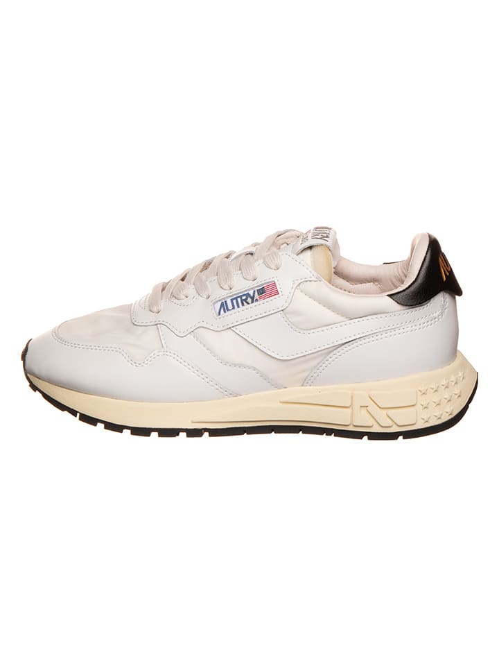 AUTRY Кожаные кроссовки "Relwind" белого цвета
AUTRY Кожаные кроссовки "Relwind" белого цвета