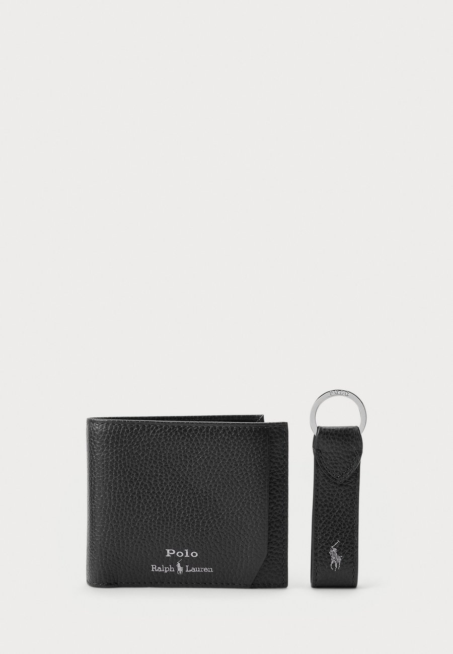 Кошелек Polo Ralph Lauren 3-IN-1 LEATHER WALLET & KEY FOB GIFT SET, Black
Кошелек Polo Ralph Lauren 3-IN-1 LEATHER WALLET & KEY FOB GIFT SET, Black
