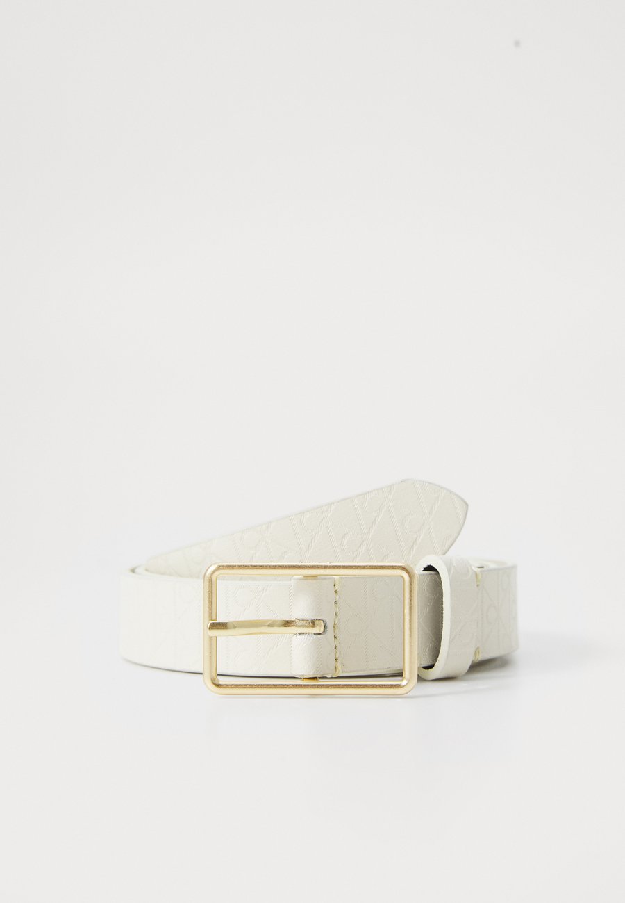 Ремень Calvin Klein Belt, Chalk/Antique Light Gold-Coloured/Off-White
Ремень Calvin Klein Belt, Chalk/Antique Light Gold-Coloured/Off-White