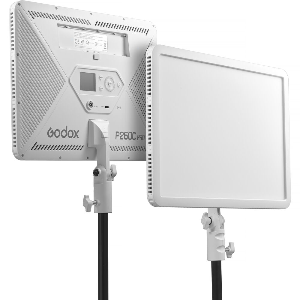 Двухцветная светодиодная панель Godox P260C PRO
Двухцветная светодиодная панель Godox P260C PRO