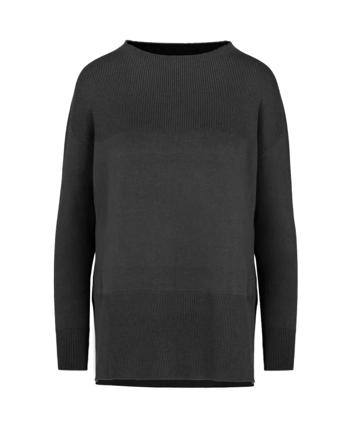 Черный длинный пуловер с круглым вырезом Bomboogie, черный
Черный длинный пуловер с круглым вырезом Bomboogie, черный