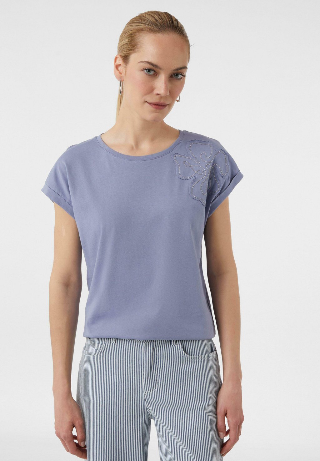 Футболка с принтом comma casual identity, синий
Футболка с принтом comma casual identity, синий