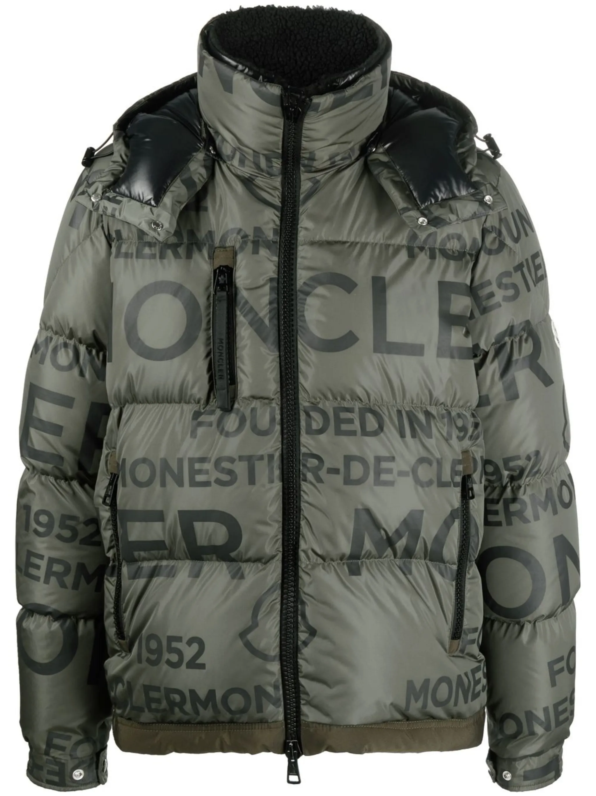 Пуховик с логотипом Moncler, зеленый
Пуховик с логотипом Moncler, зеленый