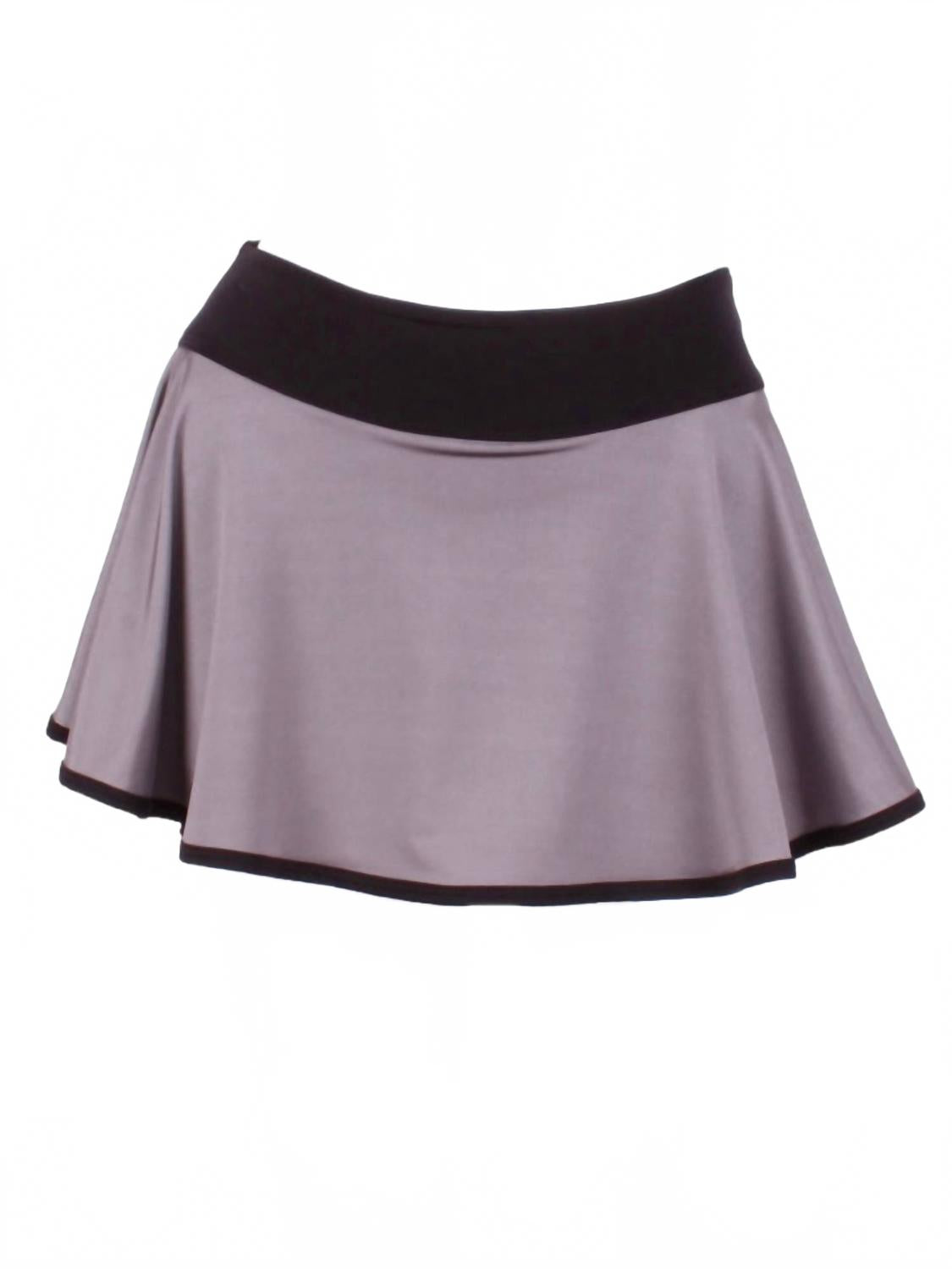 Женская юбка "Trim o" в мягком сером цвете с черным Love Love Tennis
Женская юбка "Trim o" в мягком сером цвете с черным Love Love Tennis