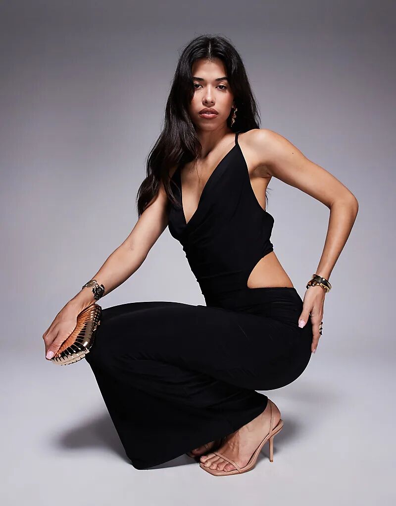 Платье макси Missyempire черного цвета с двойным скульптурным воротником-хомутиком и вырезом, открытой спиной
Платье макси Missyempire черного цвета с двойным скульптурным воротником-хомутиком и вырезом, открытой спиной