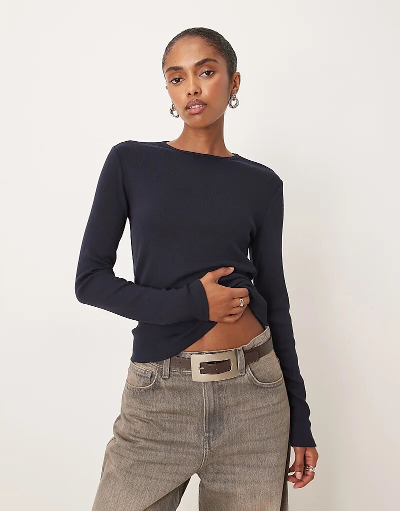Лонгслив с длинными рукавами в рубчик Mango темно-синего цвета
Лонгслив с длинными рукавами в рубчик Mango темно-синего цвета