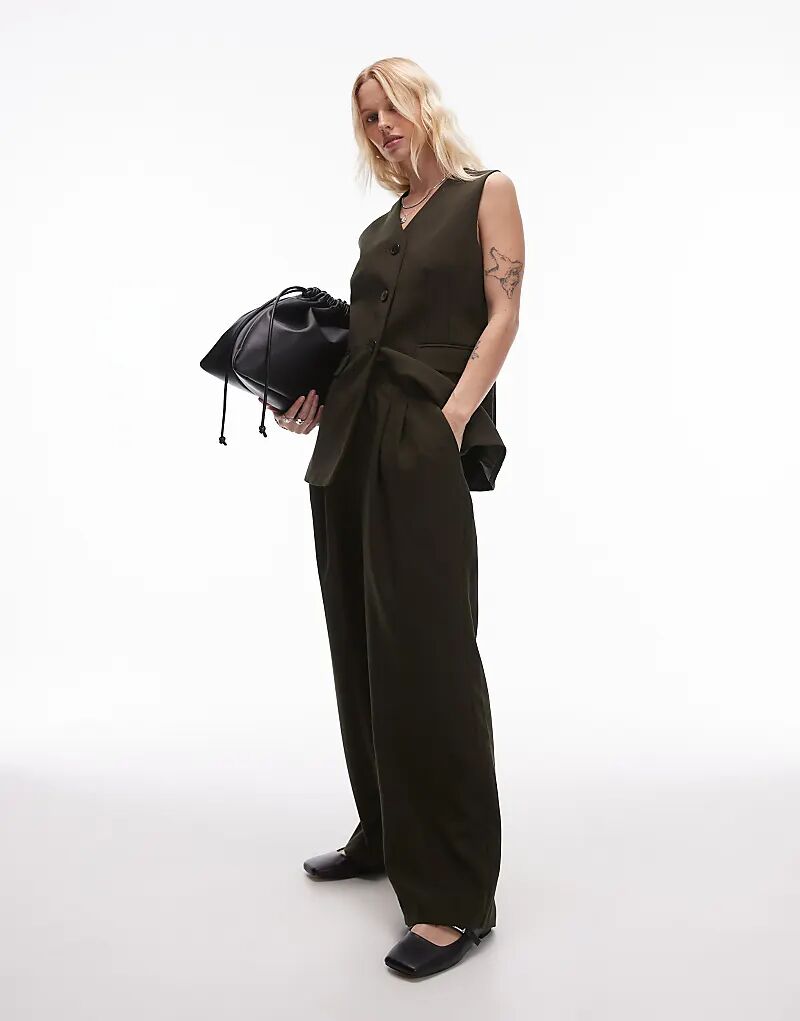 Элегантные плиссированные брюки темно-зеленого цвета Topshop
Элегантные плиссированные брюки темно-зеленого цвета Topshop