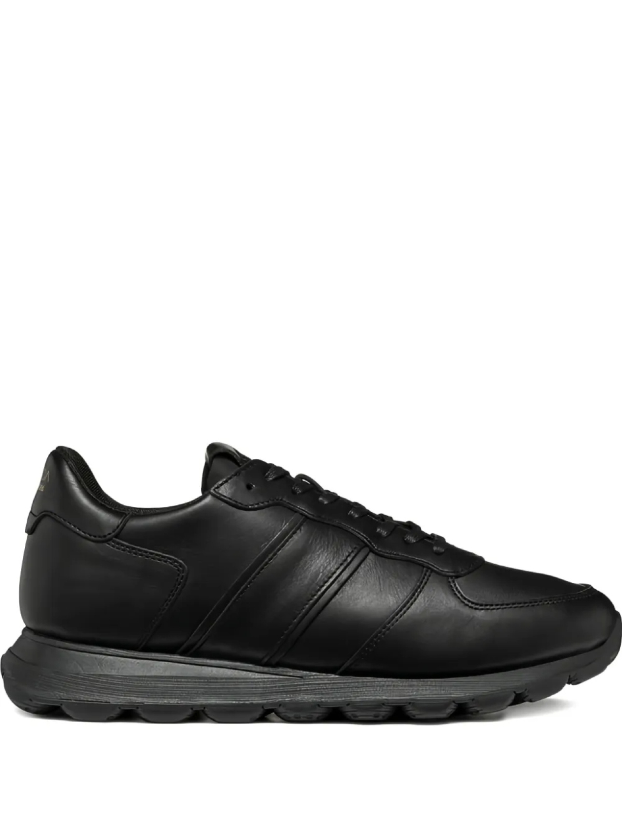 Кроссовки Geox Spherica с кожаными вставками, черный
Кроссовки Geox Spherica с кожаными вставками, черный